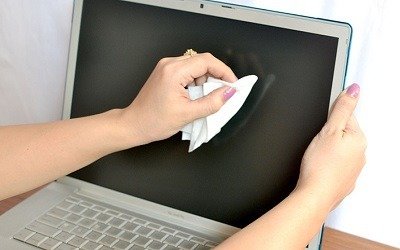 Laptop Ekranı Nasıl Temizlenir? Direk Bağlanma siteleri müşteri hizmetlerine bağlanma